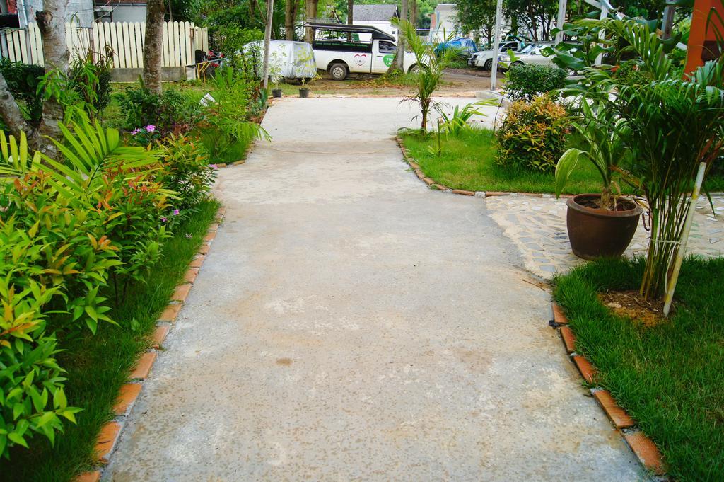 Lanta Sky House Hotel Koh Lanta Exterior photo